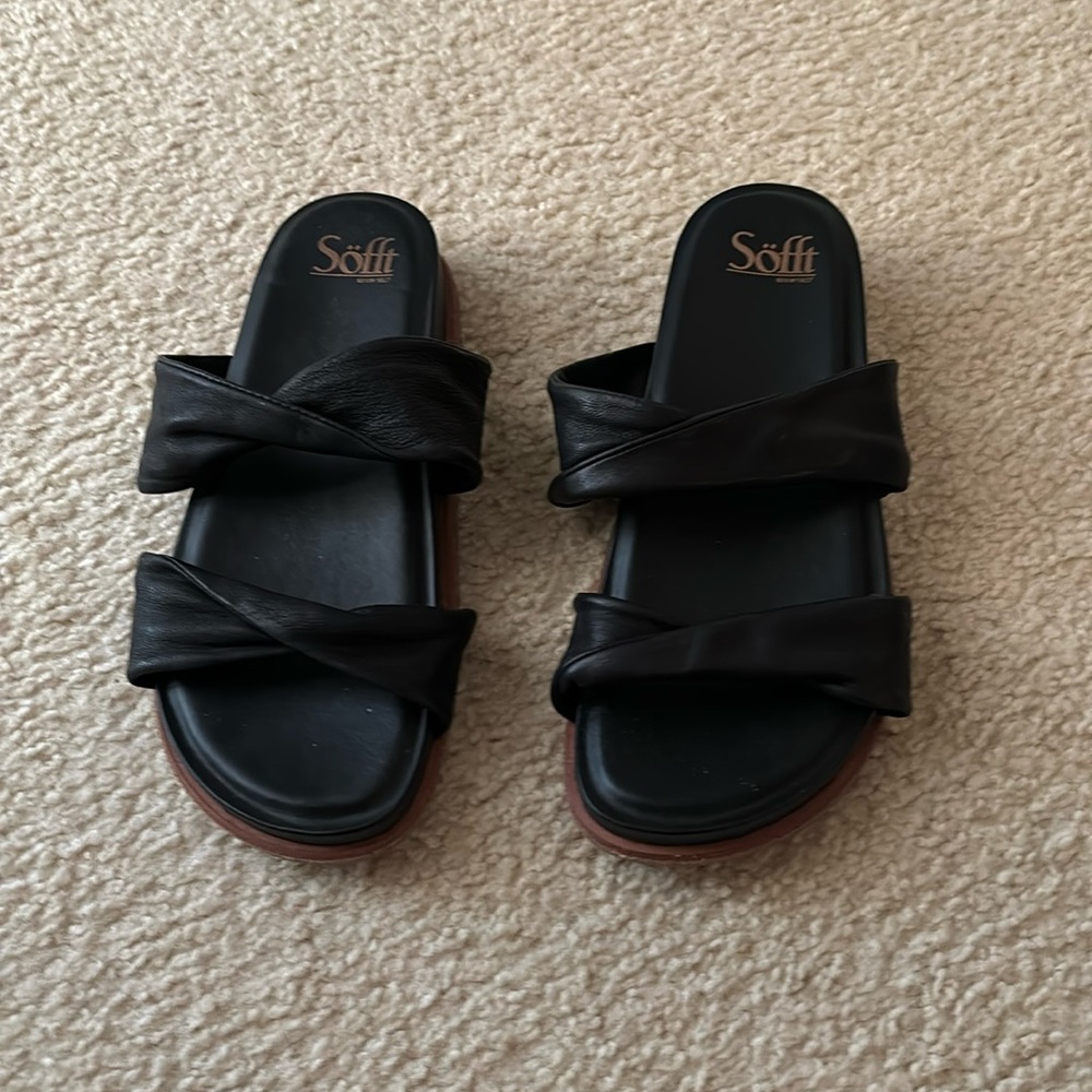Sofft black slides Size 7.5 never worn